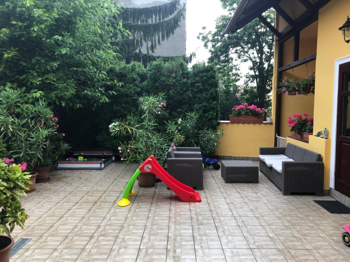 Rigo Lak Lägenhet Miskolc Exteriör bild